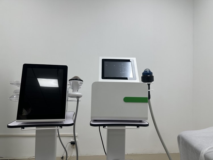 Focused Shockwave Therapy Machine: Water Level, Depth and the Head